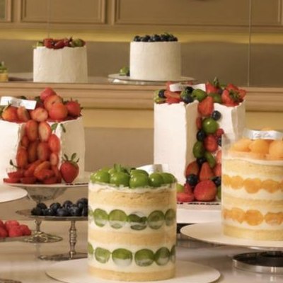 Facebook post: fresh fruit cakes